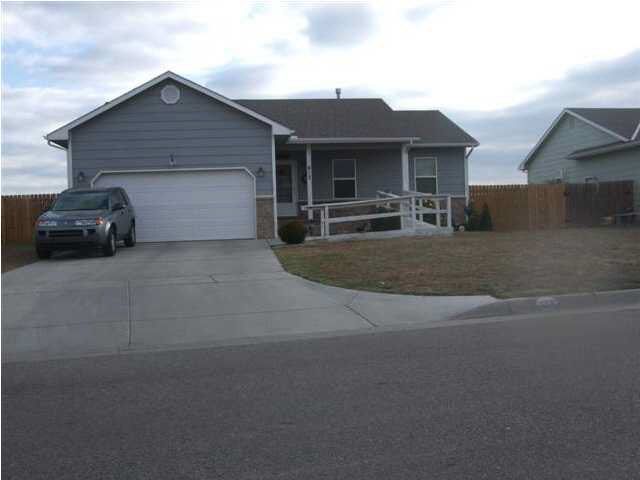 612 S Longbranch, Maize, KS 67101