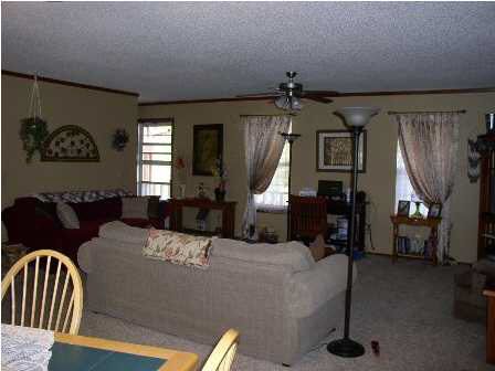 9734 SW Walnut Valley Rd, Augusta, KS 67010