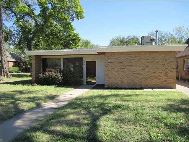 536 S Bluff, Wichita, KS 67218