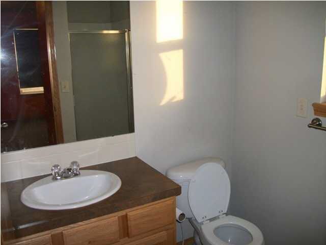 1419 E Berlin, Haysville, KS 67060