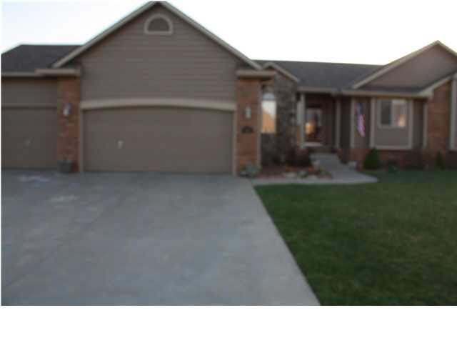 445 Sienna Dr, Rose Hill, KS 67133