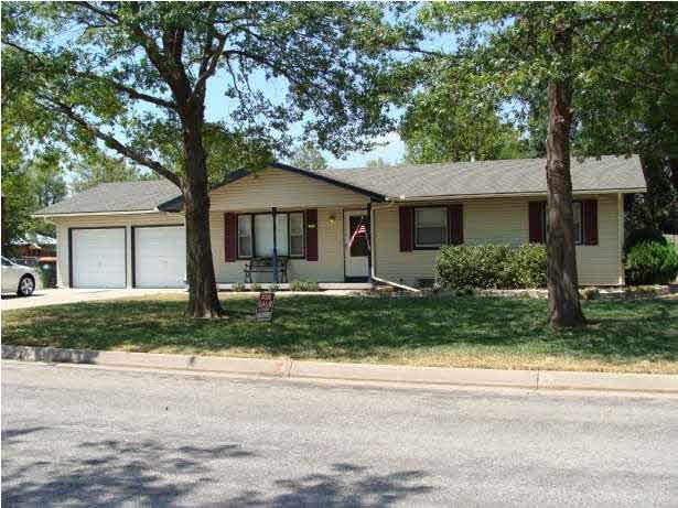 612 E 4th, Goddard, KS 67052
