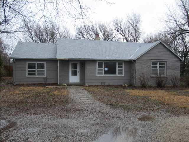 526 N Phillips, Andover, KS 67002