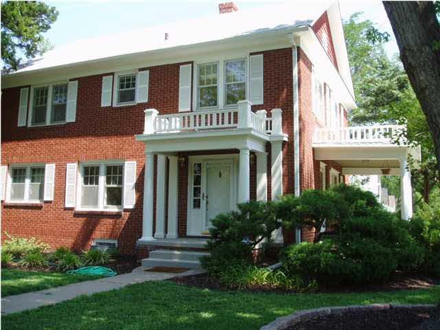 3940 E Elm, Wichita, KS 67208