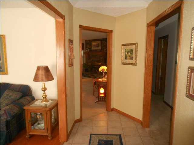 1250 N Armstrong Ct, Derby, KS 67037