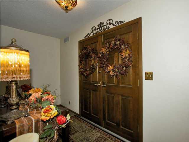 8320 E Brentmoor, Wichita, KS 67206