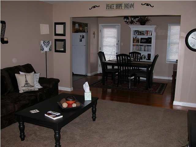 5514 E Kinkaid, Wichita, KS 67218