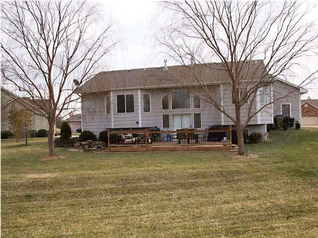 12421 E Lincoln Ct, Wichita, KS 67207