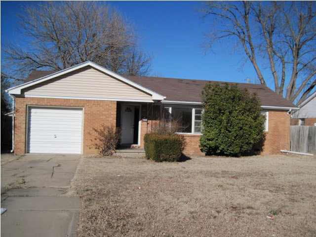 8332 E Indianapolis, Wichita, KS 67207