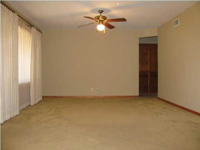 3701 E Skinner St, Wichita, KS 67218