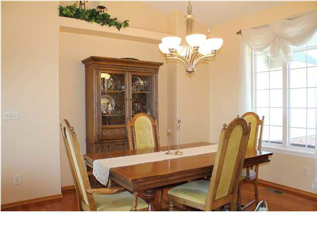 338 S Chippers Ct, Andover, KS 67002