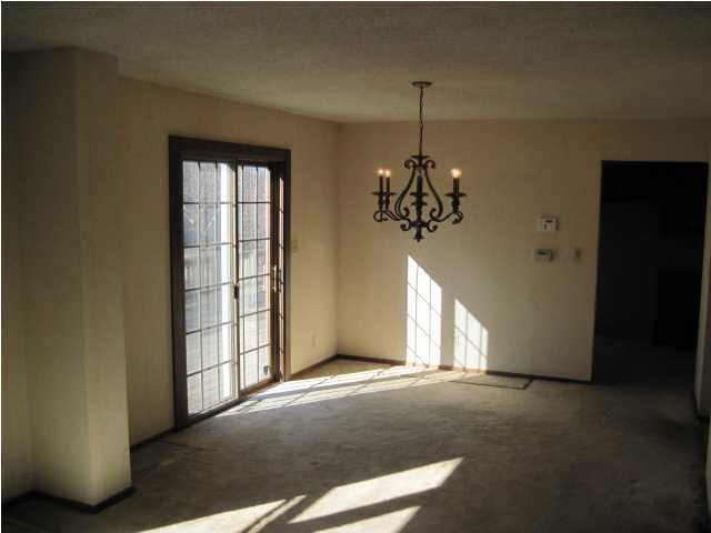 2401 N Cedar Crest Rd, Wichita, KS 67223