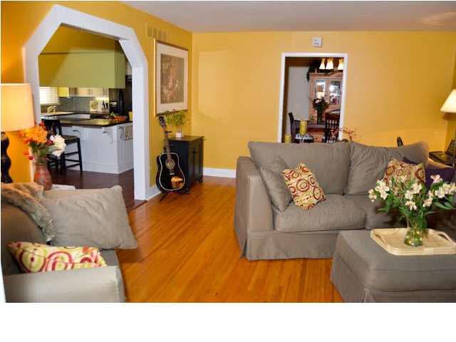 5601 E Memphis, Bel Aire, KS 67220