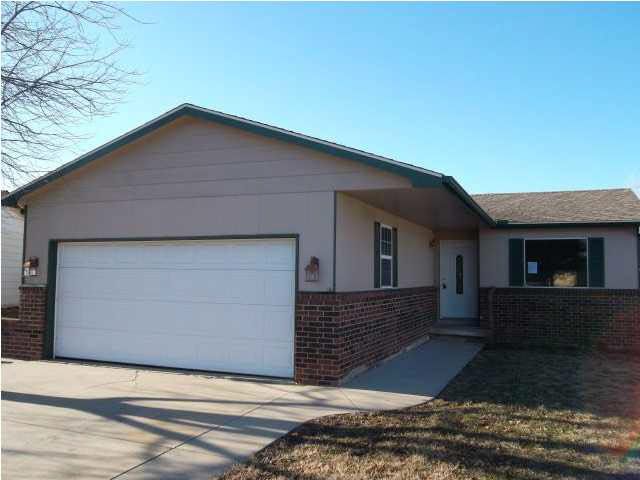 2401 E Robbins, Park City, KS 67219