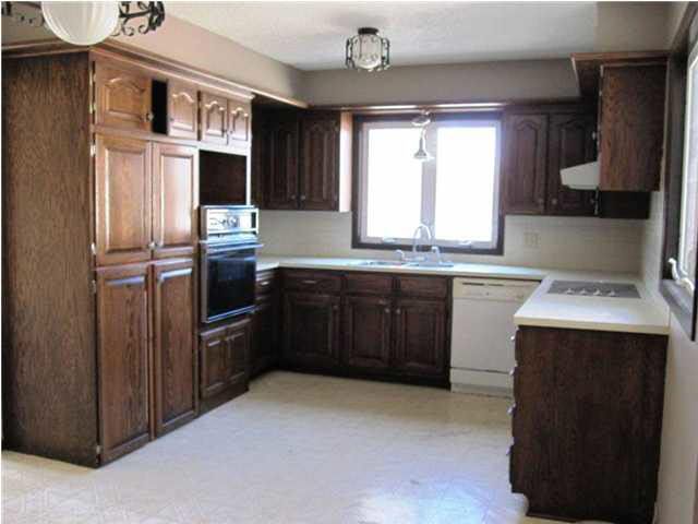 230 S 2nd, Clearwater, KS 67026