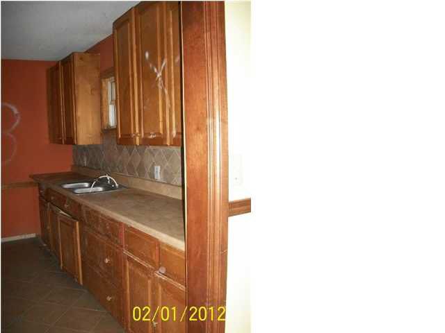 2724 E Clover, Wichita, KS 67216