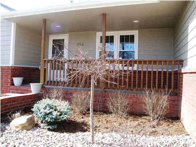 325 N Stonegate Cir, Derby, KS 67037