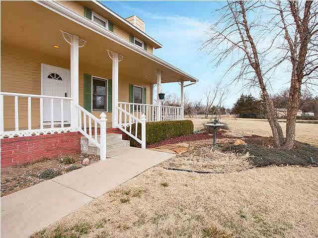 6020 E 45th, Bel Aire, KS 67220