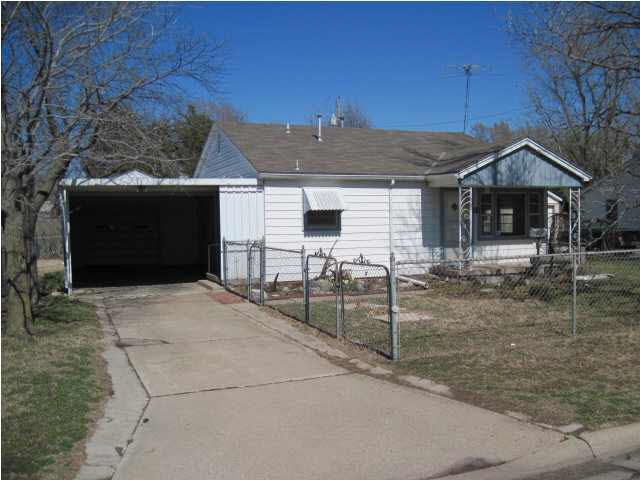 1614 E 8th, Newton, KS 67114