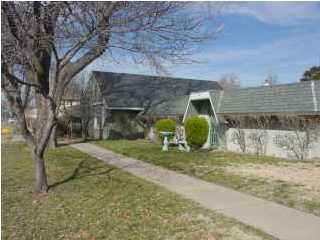 2808 E Lincoln, Wichita, KS 67211