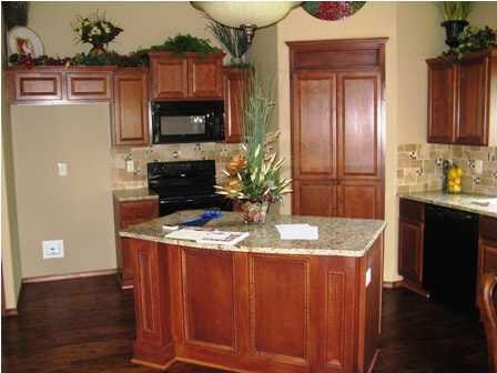 1306 High Pk, Derby, KS 67037