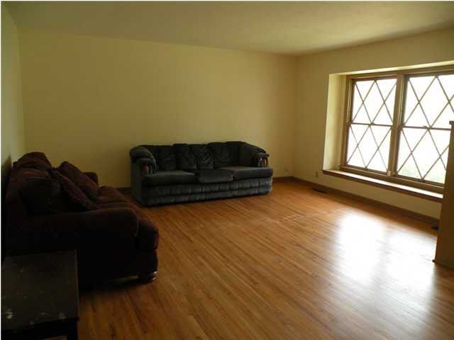 6201 E Danbury, Bel Aire, KS 67220