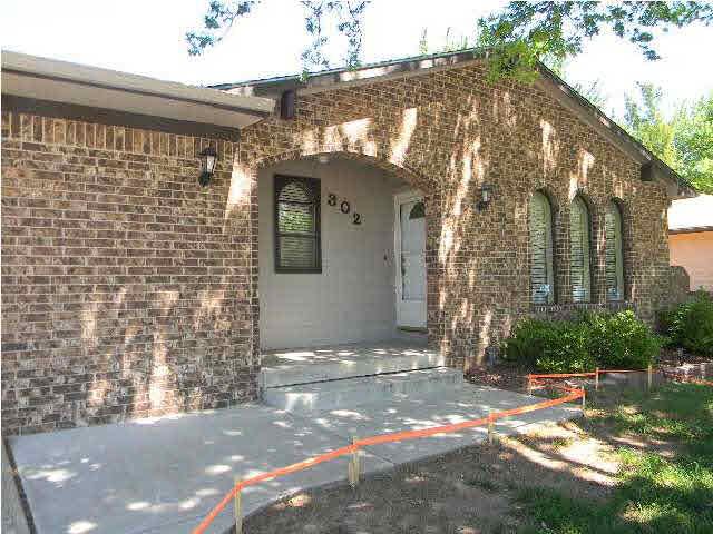 302 E Fox Brier, Rose Hill, KS 67133