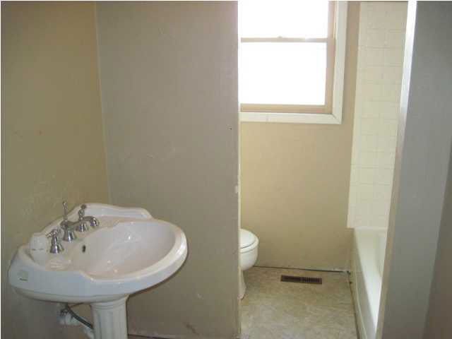 406 W Scott, Valley Center, KS 67147