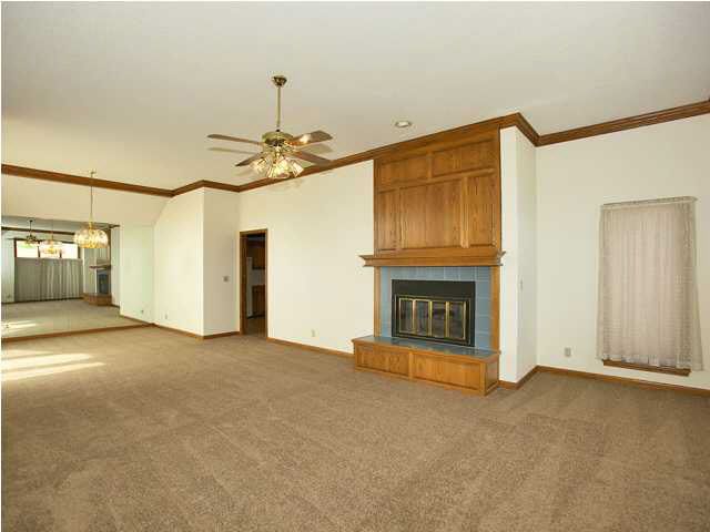 7805 E Oakmount, Wichita, KS 67226