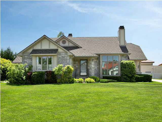 7805 E Oakmount, Wichita, KS 67226