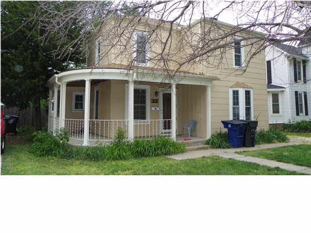 430 E 4th, Newton, KS 67114