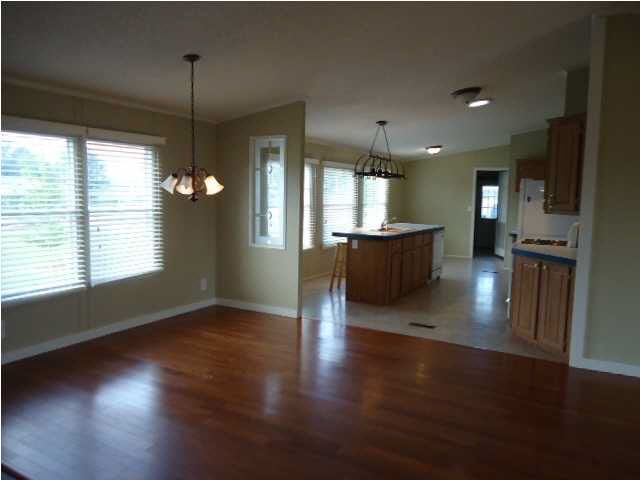 2309 E Winchester St, Wichita, KS 67216