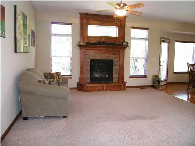 1226 S Arbor Meadows St, Derby, KS 67037