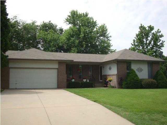 635 N Moy, Mulvane, KS 67110