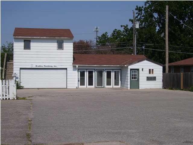 407 N Baltimore, Derby, KS 67037