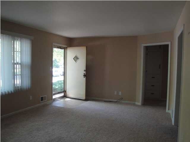 117 N Dexter, Valley Center, KS 67147
