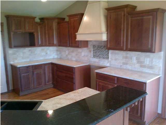 10936 Hampton Lakes, Maize, KS 67101