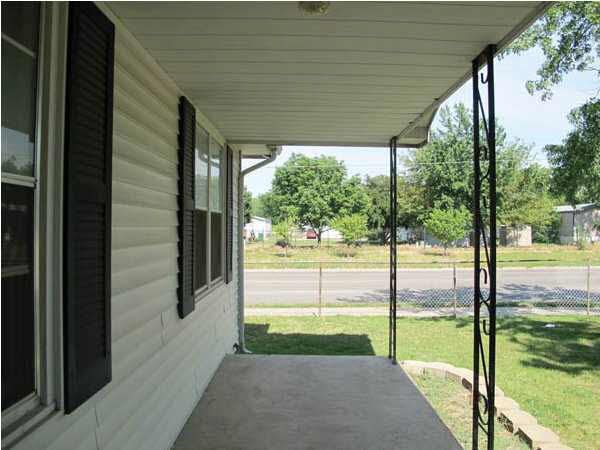 1652 E Alta, Wichita, KS 67216