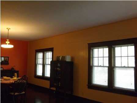 332 E 9th, Newton, KS 67114