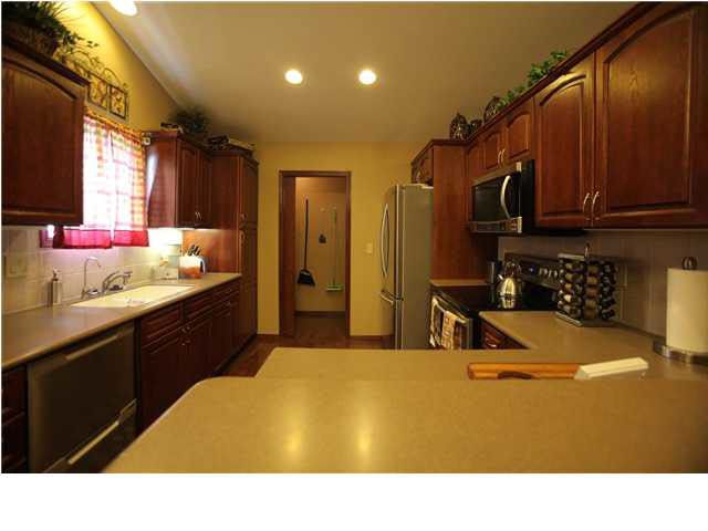 1031 N Meadow Rd, Valley Center, KS 67147