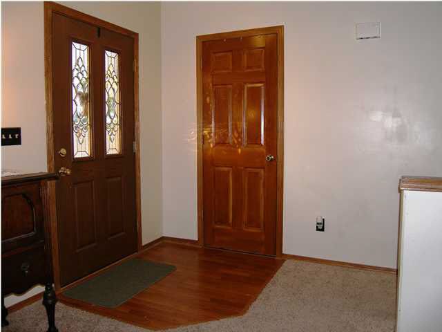 1351 E Longhorn St, Derby, KS 67037