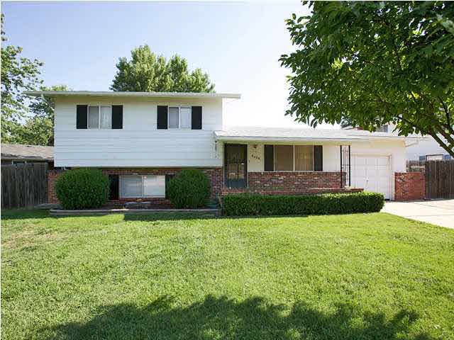 8208 E Castle, Wichita, KS 67207