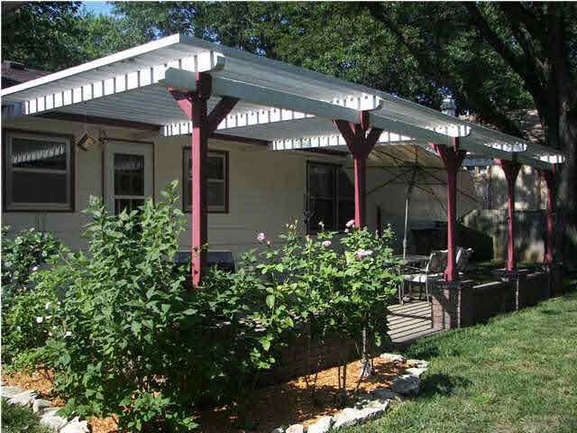 1100 Chestnut Rd, Derby, KS 67037