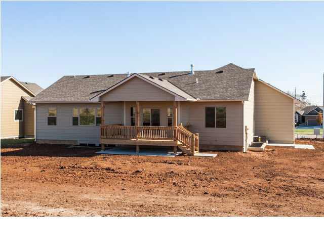 1913 Newberry, Derby, KS 67037