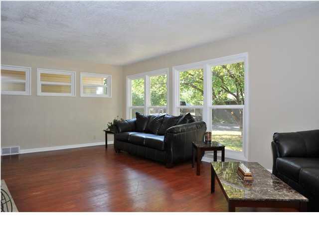 2917 E Kinkaid, Wichita, KS 67211