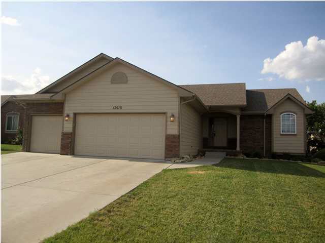 12618 E Mainsgate, Wichita, KS 67226