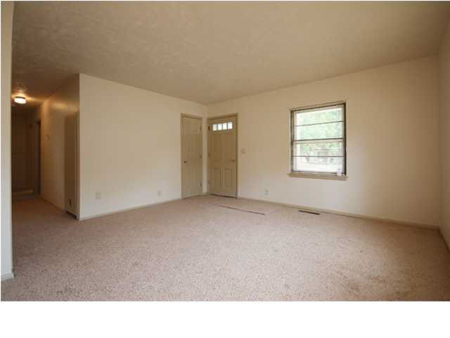 1300 E Broadbeck, Park City, KS 67219