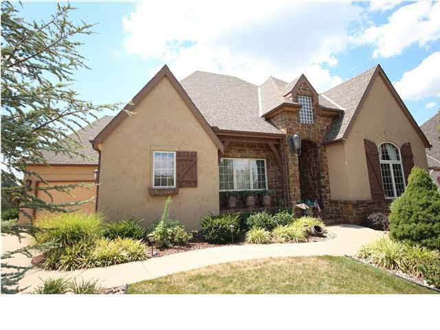 1427 Chaumont Cir, Andover, KS 67002