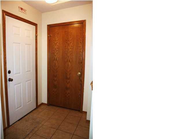 2607 E Old Spring Rd, Derby, KS 67037