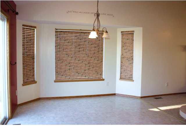 2607 E Old Spring Rd, Derby, KS 67037